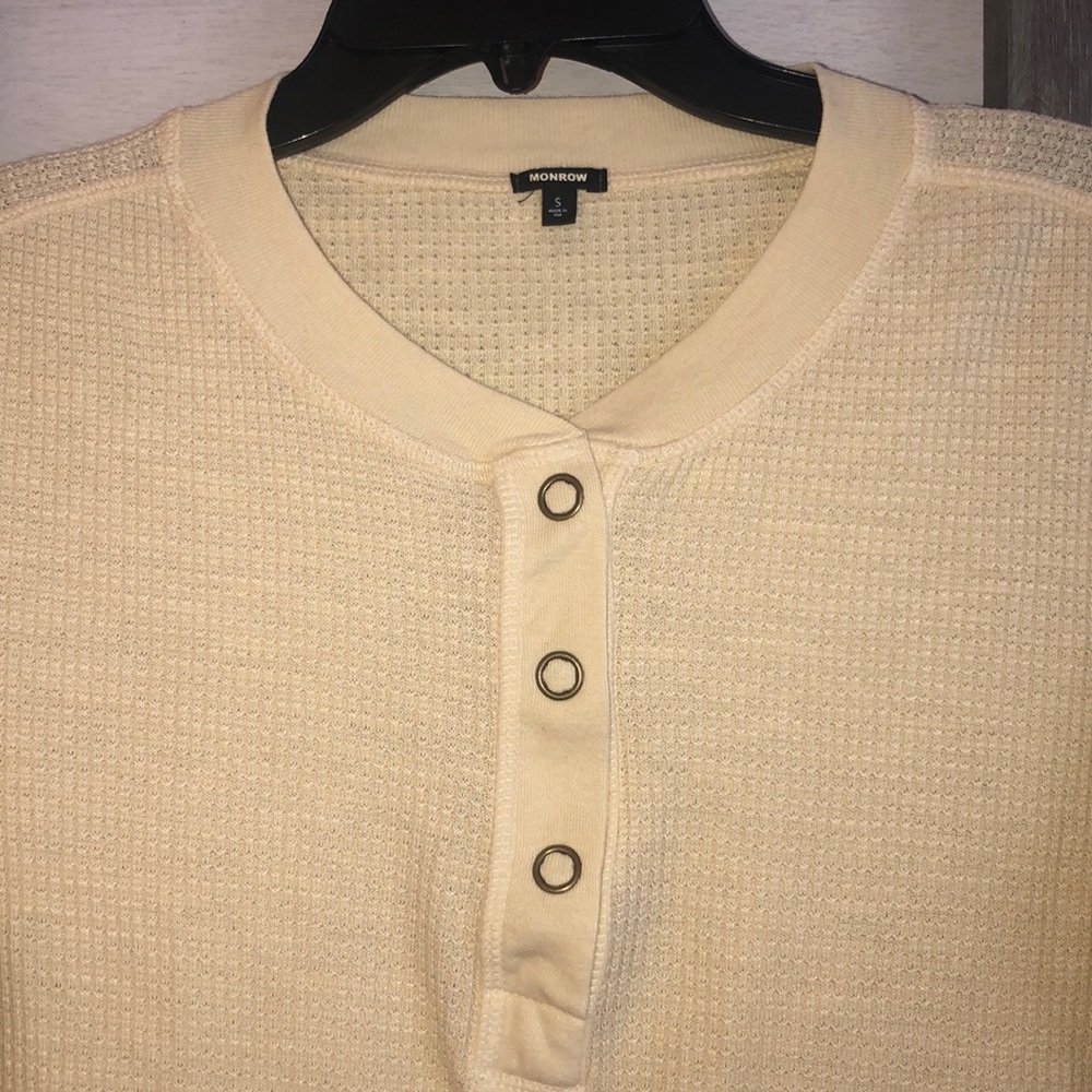 Monrow Women's Oversized Henley W/Ring Sna… - Picture 5 of 5